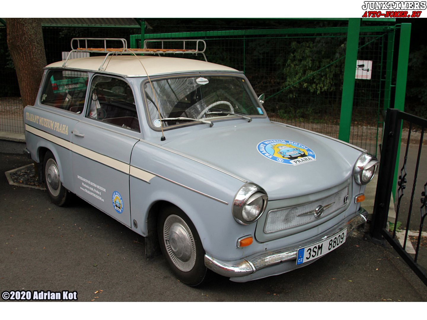 3SM 8809, Trabant 601 Universal, 1964–1990