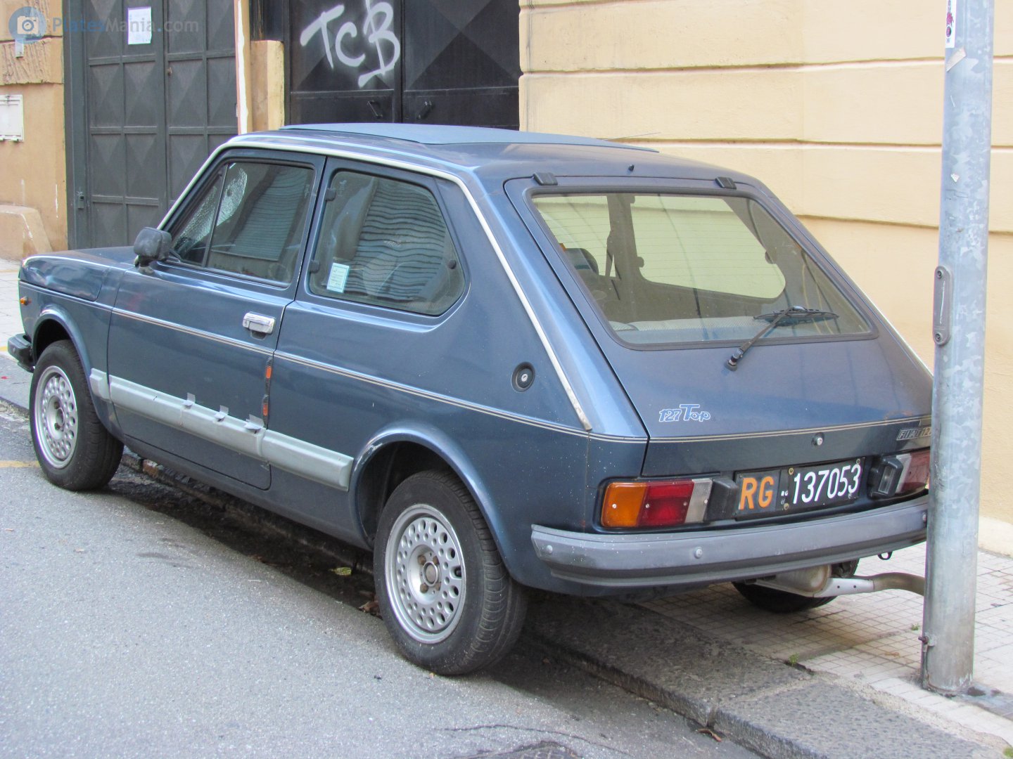 RG 137053, FIAT 127 