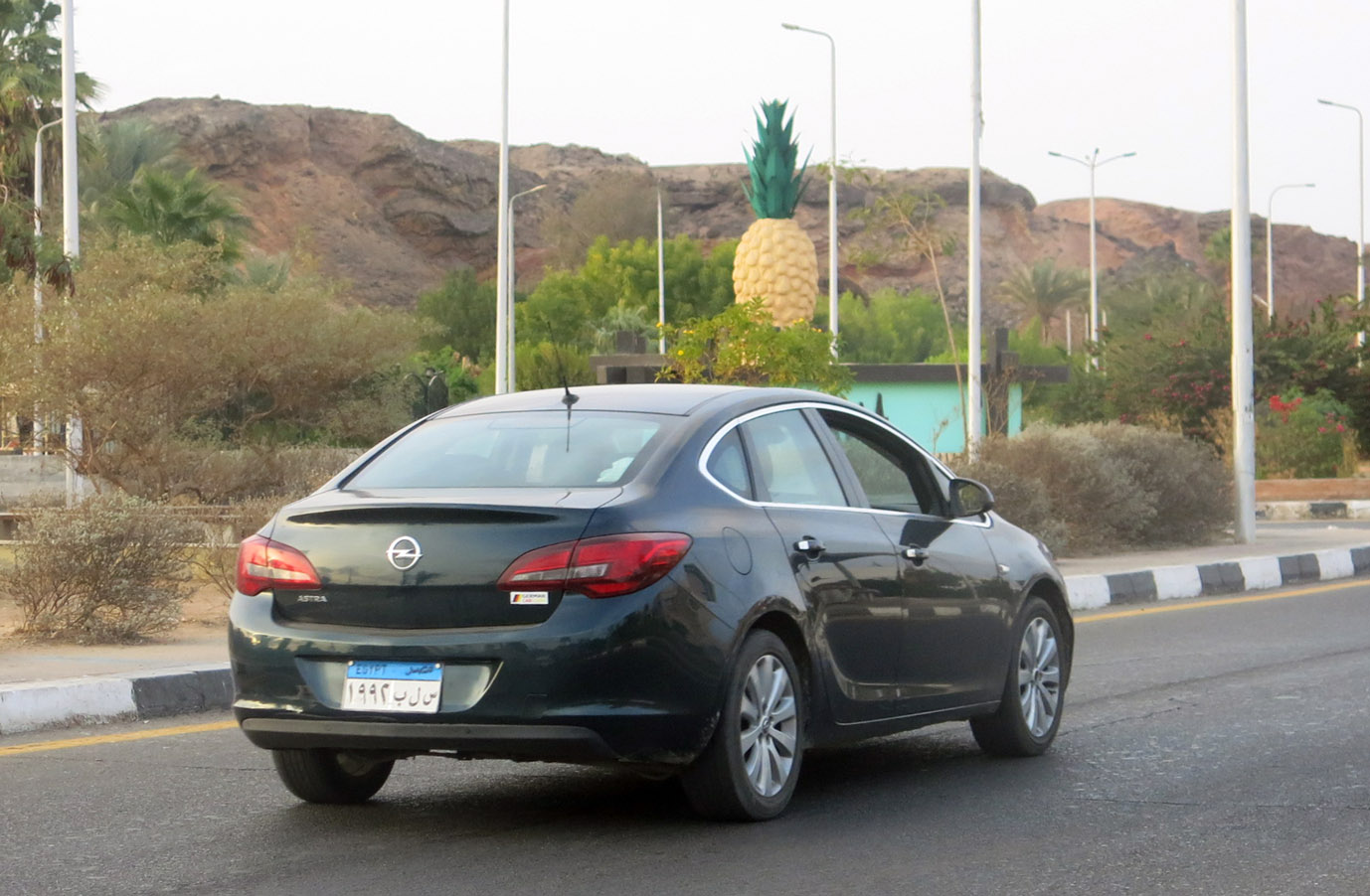١٩٩٢ بلس, Opel Astra 4th gen Hatch (J; P10), 2009–2015