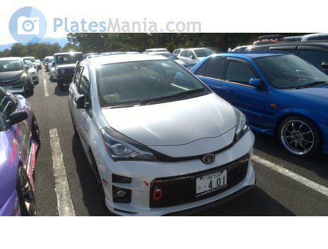 川越 530 り 401, Toyota Vitz