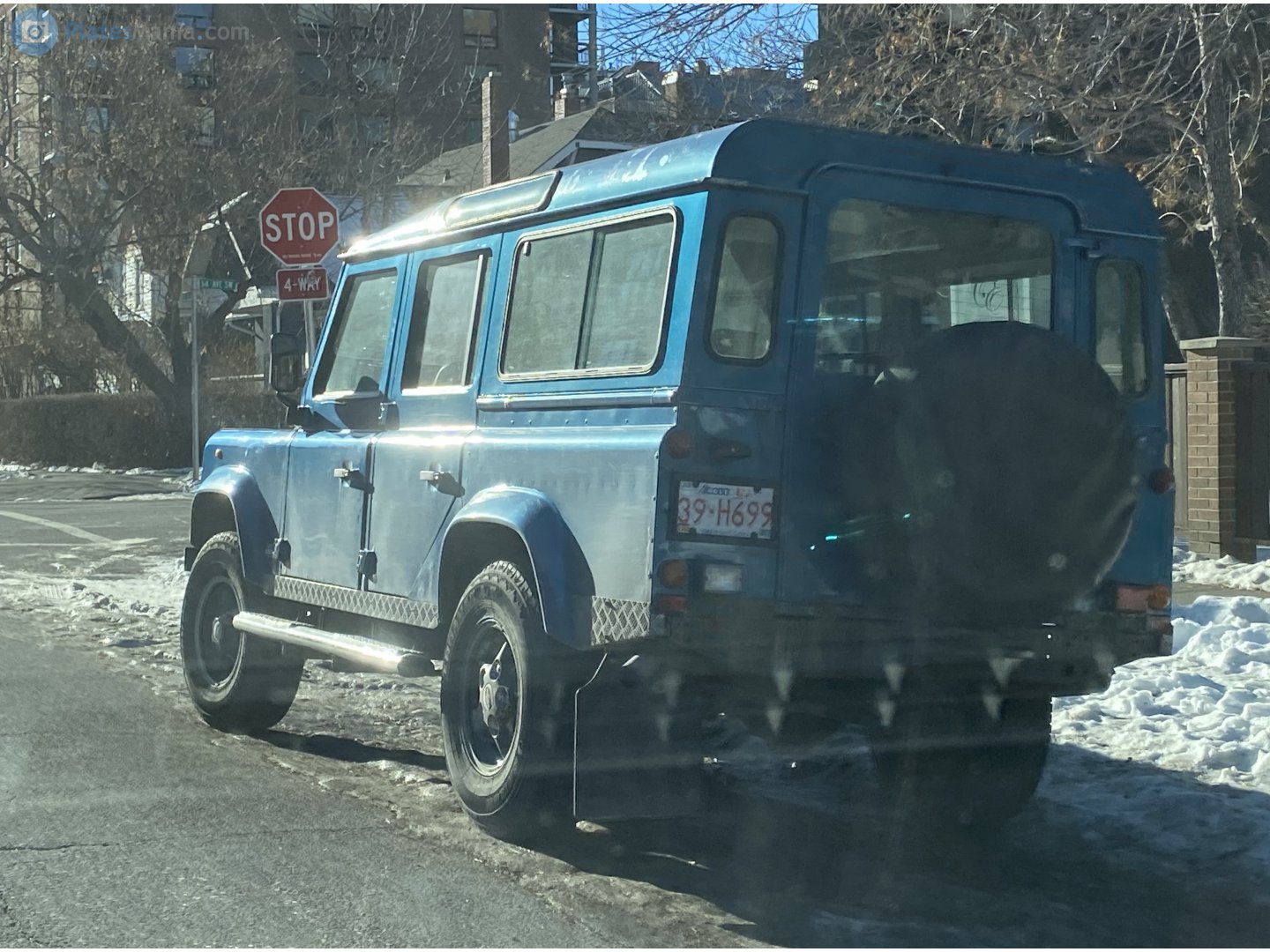 39-H699, Land Rover Defender 1st gen 110