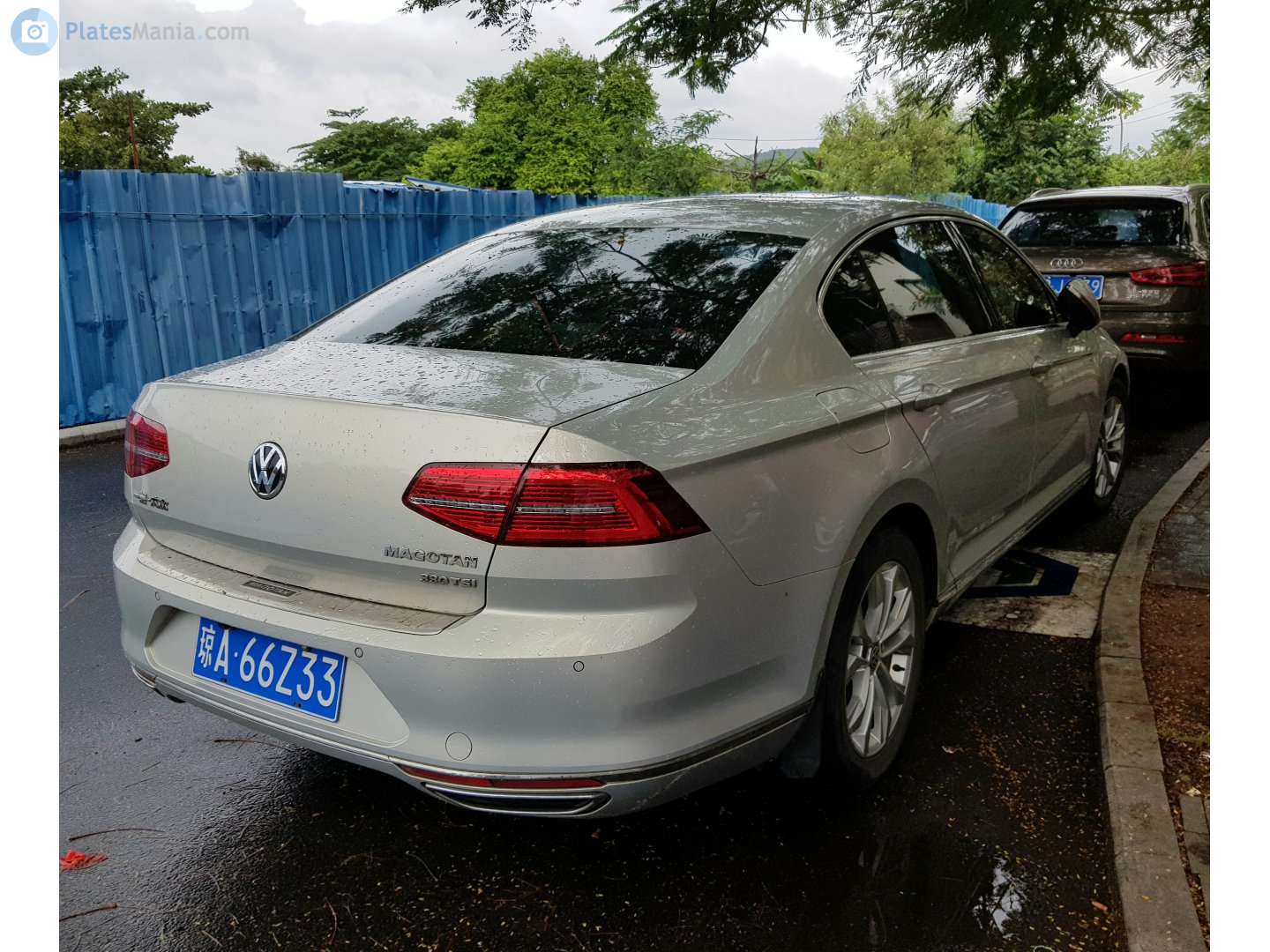 琼A·66Z33, Volkswagen Magotan 2nd gen Sedan (B7L; CN-market), 2011–2016
