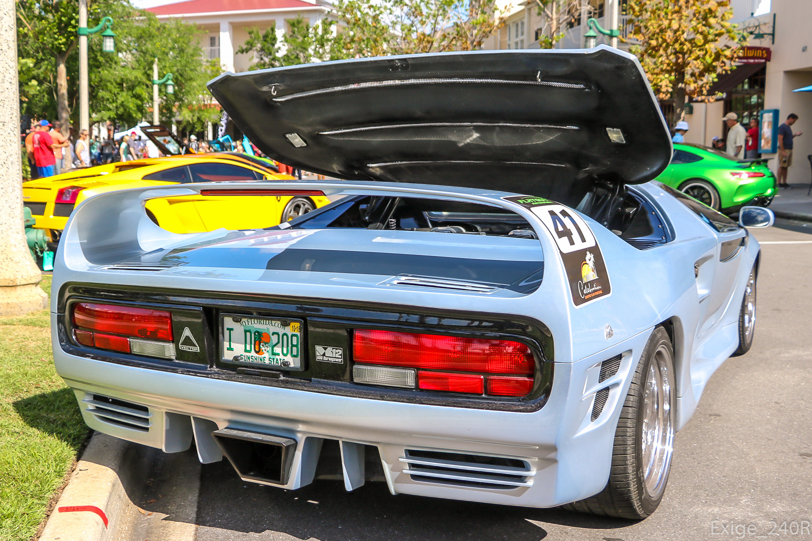 I D0 208, Vector M12 