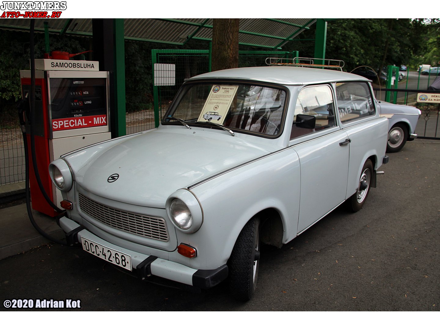 DCC 42-68, Trabant 601 Universal, 1964–1990