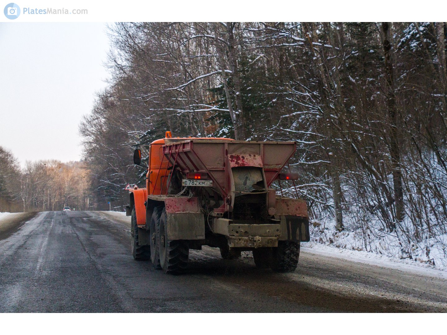 е 782 км 25, Ural (UralAZ) 4320/5557 4320/5557 6×6, 1977–