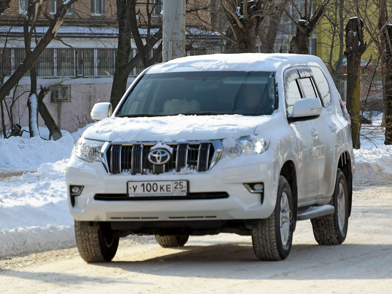у 100 ке 25, Toyota Land Cruiser Prado 4th gen 5-door SUV (J150), 2nd facelift, 2017–2023