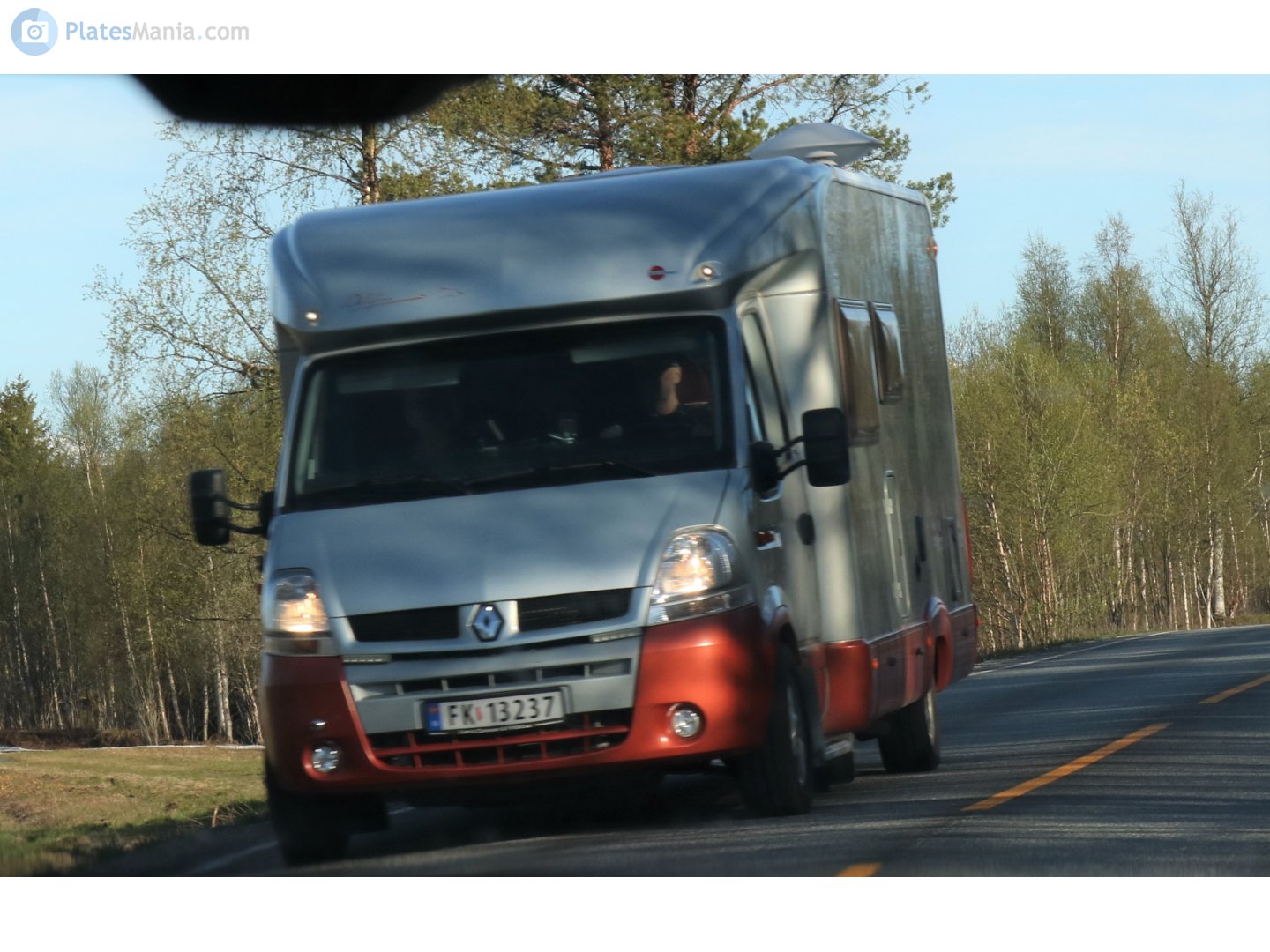 FK 13237, Bürstner Delfin 