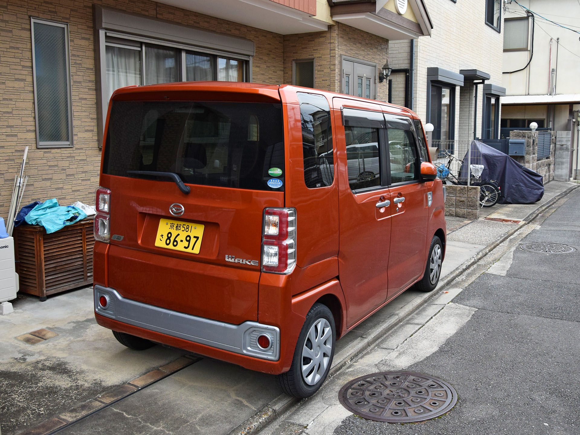 京都 581 さ 8697, Daihatsu Wake 1st gen (LA700), 2014–2022