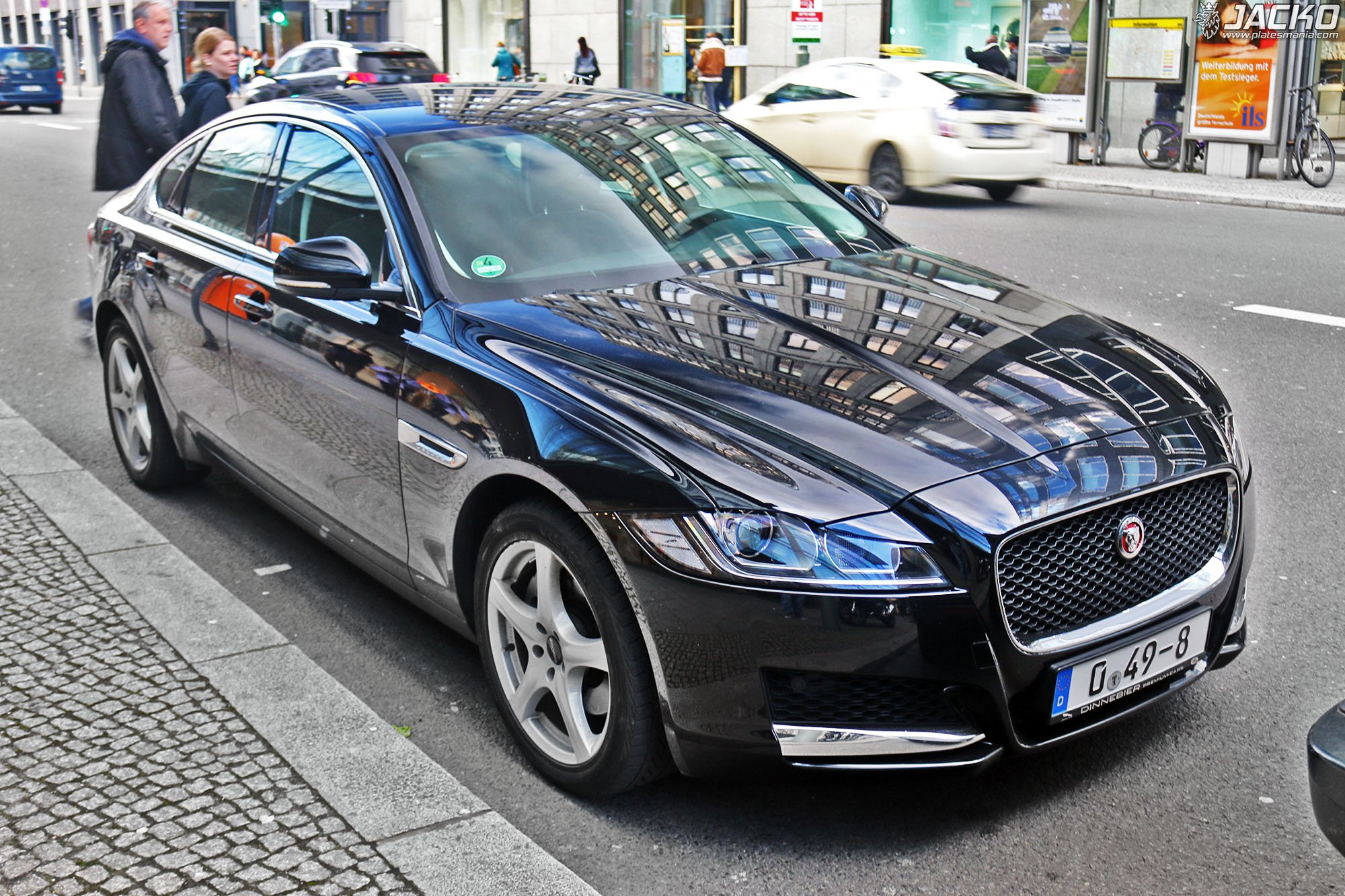 0 49-8, Jaguar XF 2nd gen Sedan (X260), 2015–2024