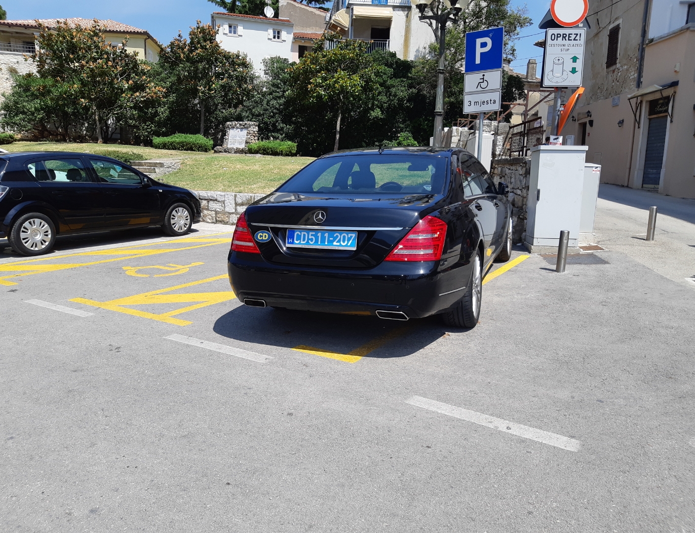 CD511-207, Mercedes-Benz S-Klasse 7th gen (W221/V221), 2005–2013