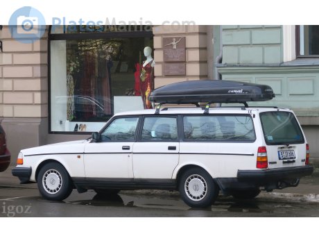 B IR 696, Volvo 240-Series