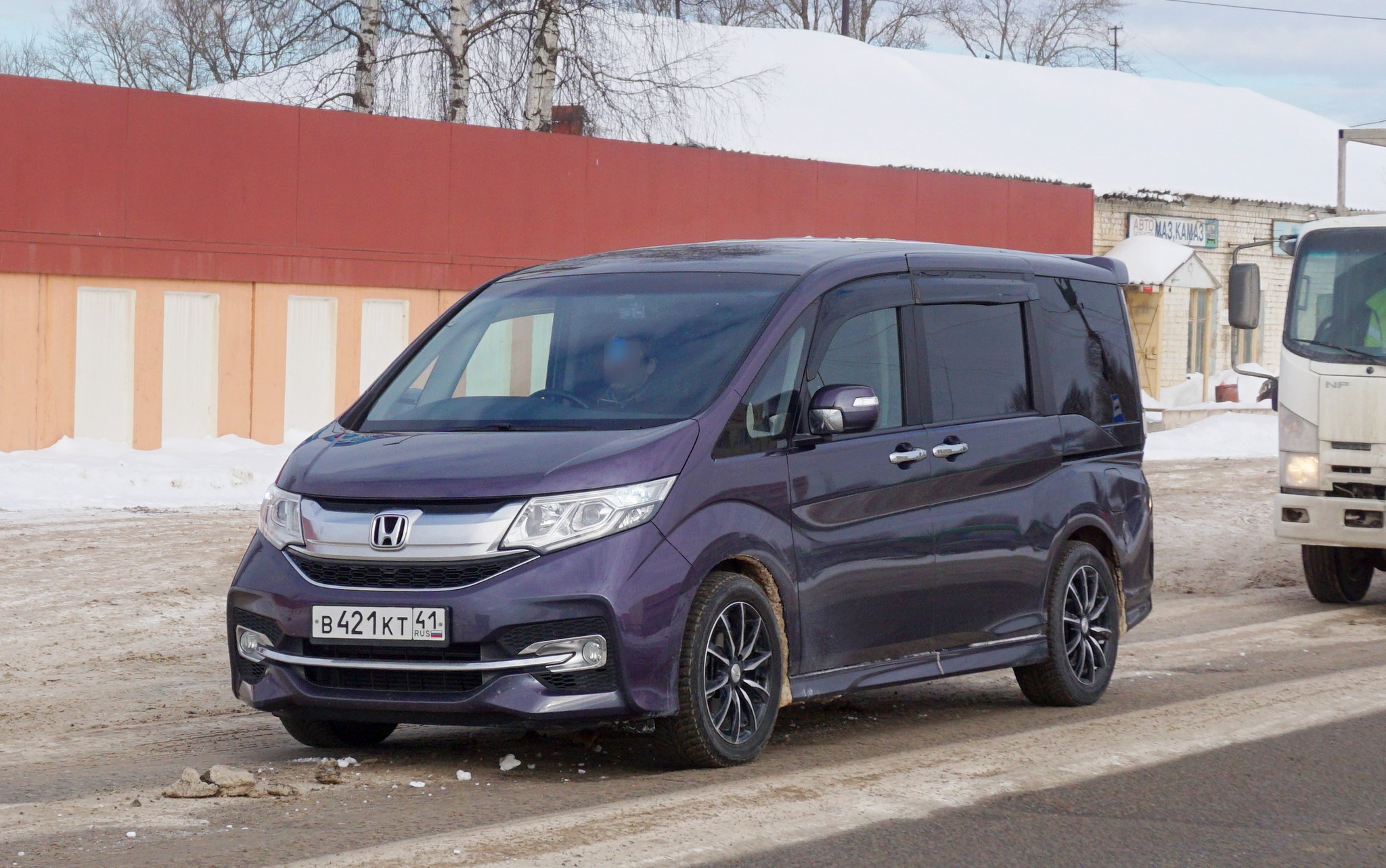 в 421 кт 41, Honda Stepwgn 5th gen Spada (RP1–5), 2015–2022