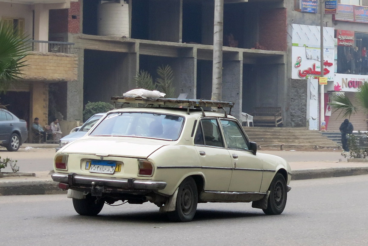 ٧٥٢٨ سھق, Peugeot 504 1st gen Sedan (E), 1968–1983 (–1999 for LATAM-market, –2006 for African-market)