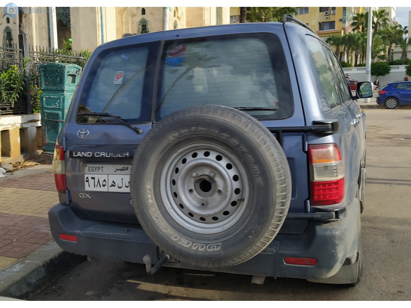 ٩٦٨٥ ھلس, Toyota Land Cruiser 100 (J100), 1998–2007