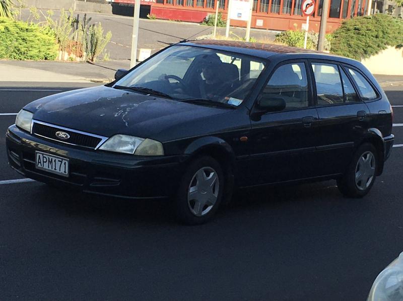 APM171, Ford Laser 5th gen (Lidea) Hatch (KN/KQ), 1998–2002