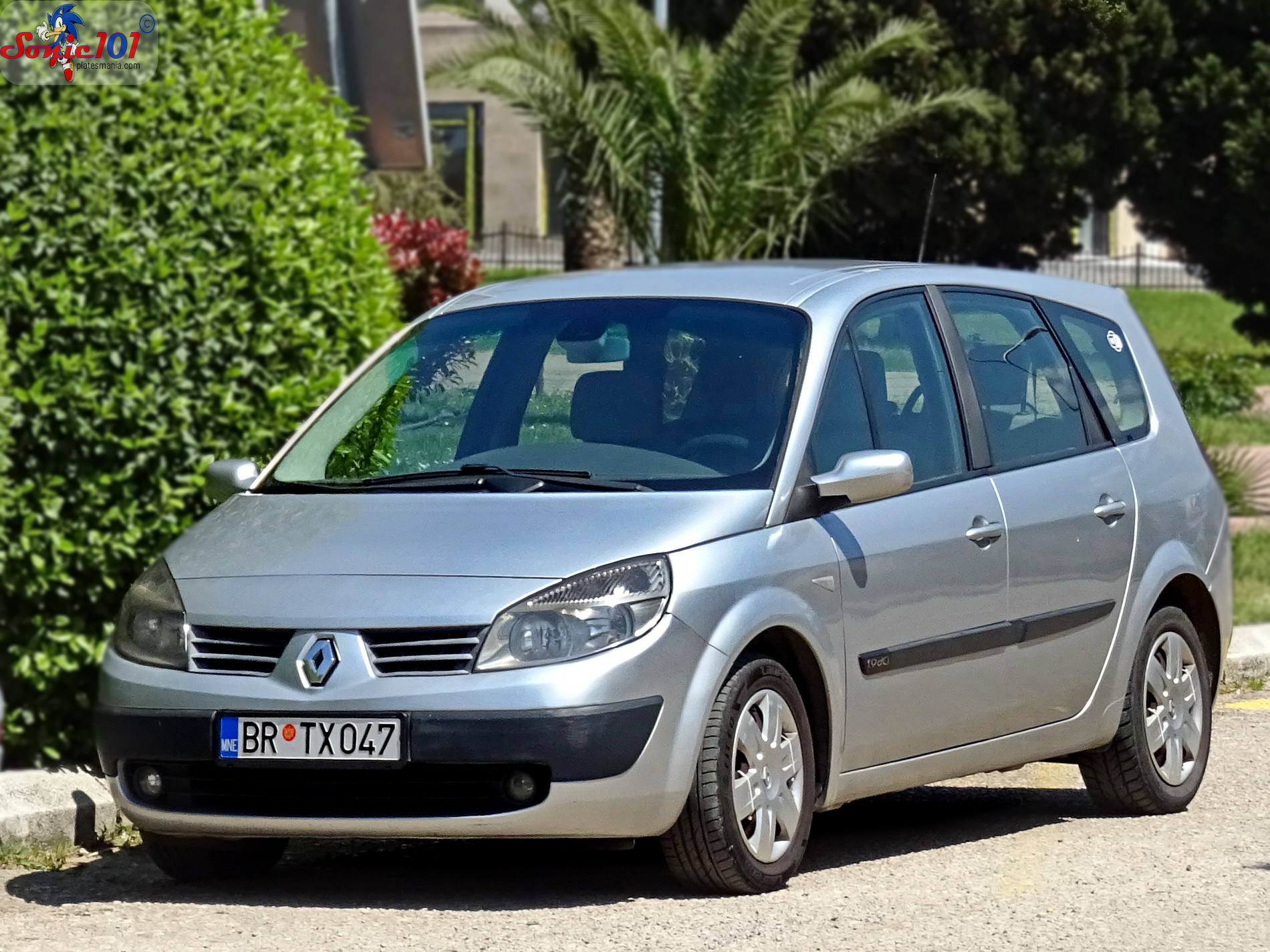 BR TX047, Renault Scénic 2nd gen Grand (R84), 2004–2009