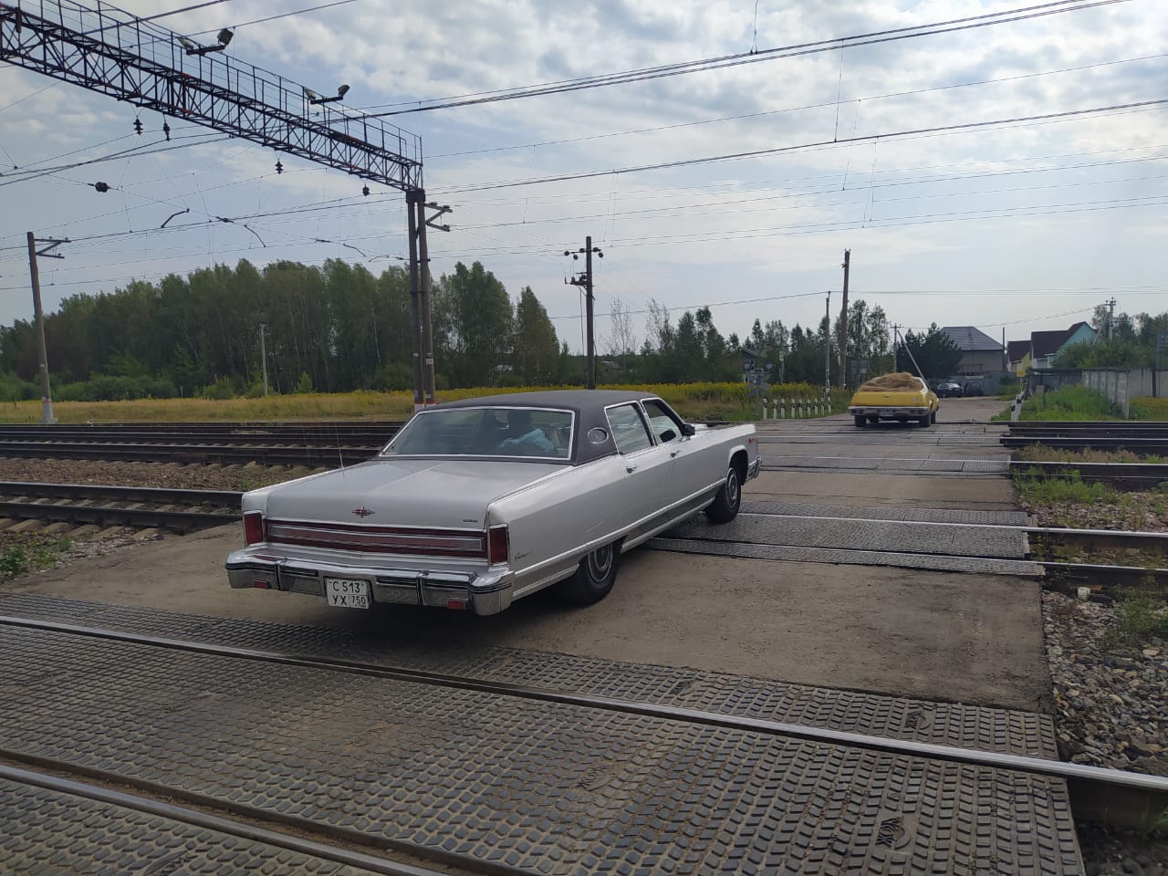 с 513 ух 750, Lincoln Continental 5th gen 4-door Sedan (53), 1969–1974