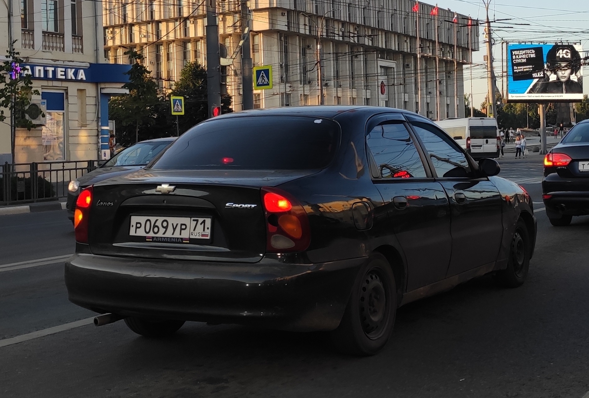 Красивая цифра 69. Мотоцикл bmw r69. Йорки на мотоцикле. Диски автомобильные replay a57. Бмв р 69 с.