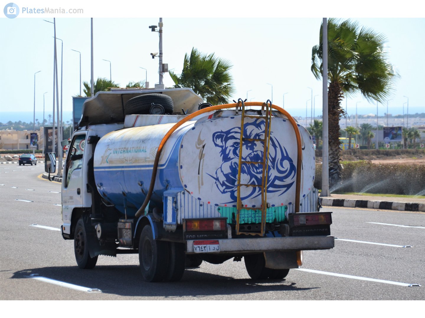 ٧٦٤٣ أرل, Chevrolet N-Series Trucks 