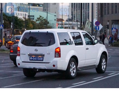 W 061508, Nissan Pathfinder