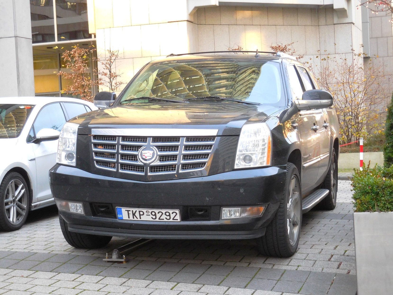 TKP-9292, Cadillac Escalade 3rd gen EXT (GMT946), 2006–2014