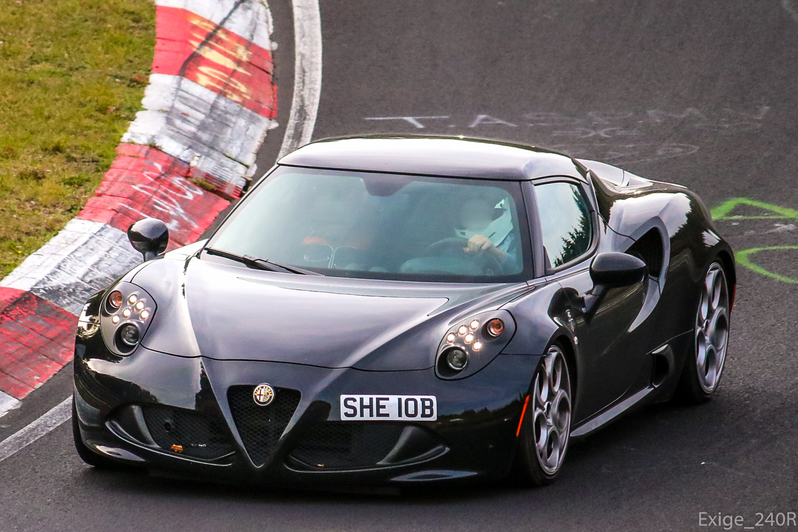 SHE10B, Alfa Romeo 4C 1st gen Coupé (960), 2013–2019