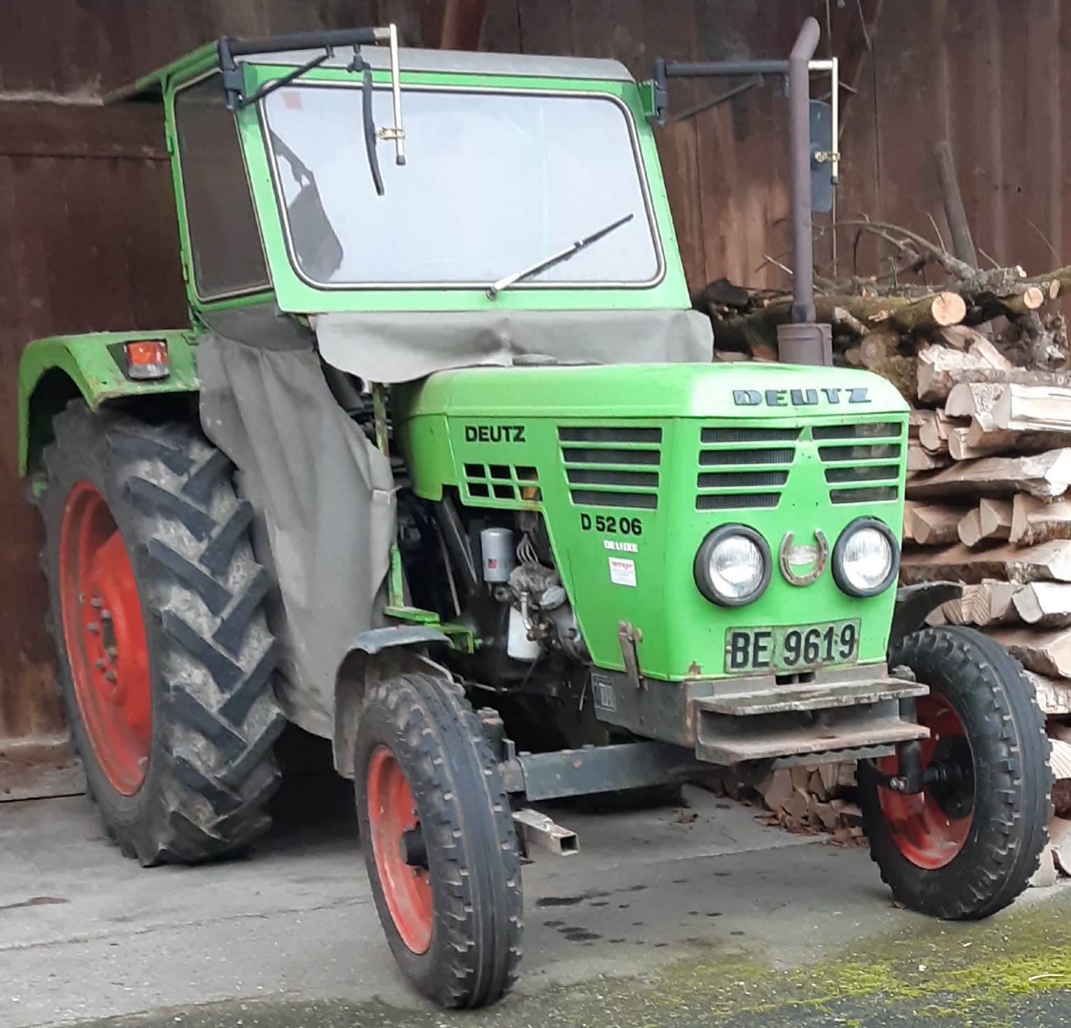 BE 9619, Deutz-Fahr (SAME Deutz-Fahr) D / DX Series 