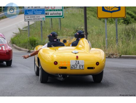ZA 457 EY, Ferrari 750