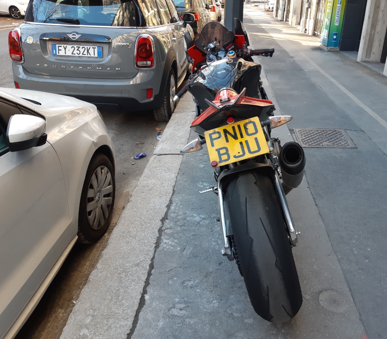 PN10BJU, Aprilia RSV 3rd gen RSV4, 2009–