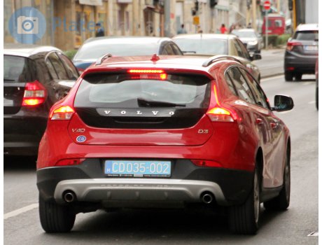 CD035-002, Volvo V40