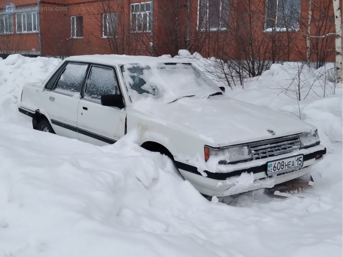 608 HEA 15, Toyota Camry 1st gen Sedan (V10), 1982–1986
