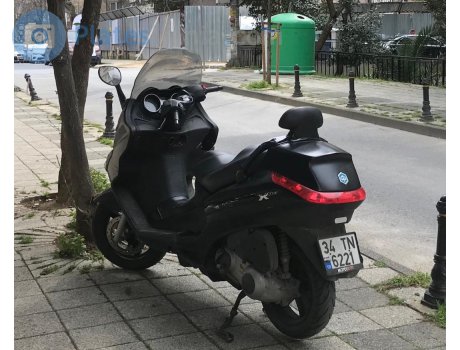 34 TN 6221, Piaggio X8