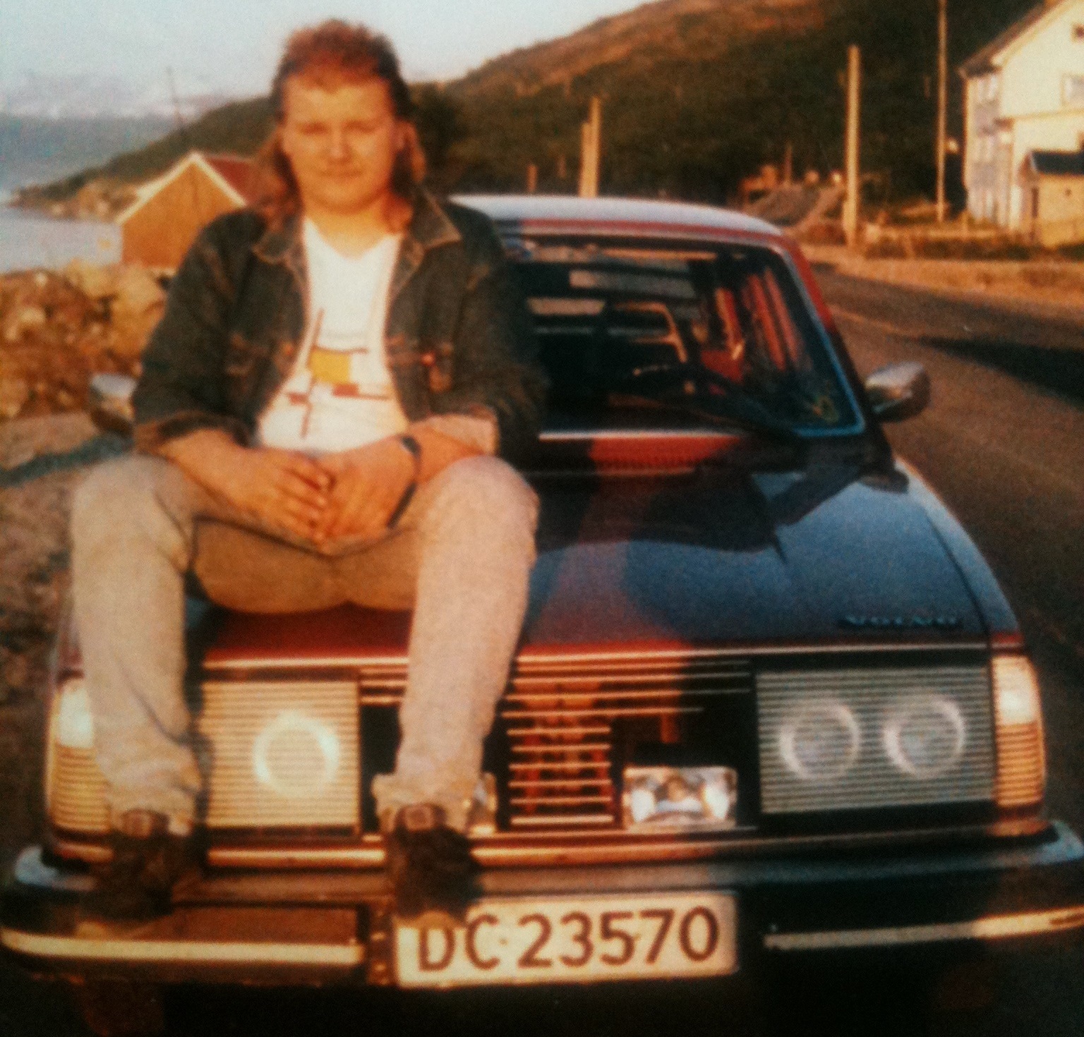 DC 23570, Volvo 240-Series 1st gen 2-door Sedan (242), 1974–1978