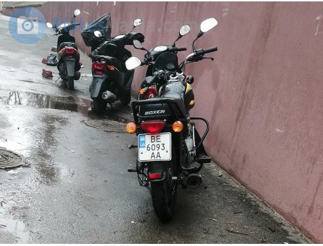 BE 6093 AA, Bajaj Boxer