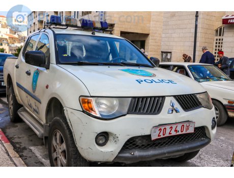 20240, Mitsubishi L200