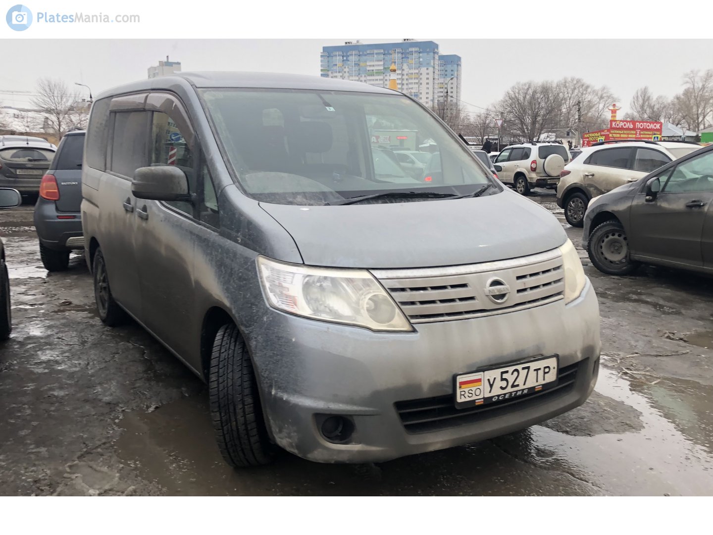 у 527 тр, Nissan Serena 
