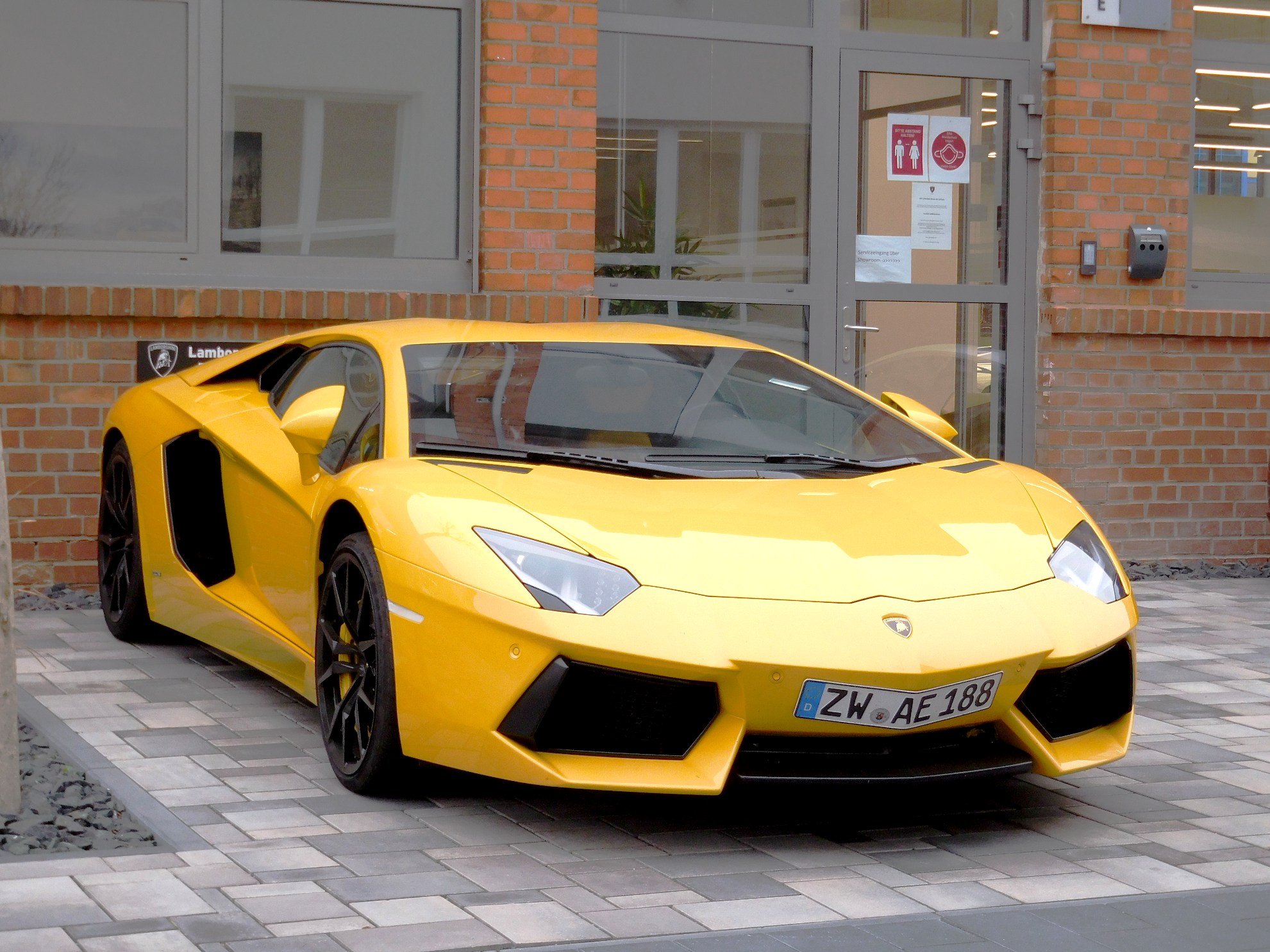 ZW AE 188, Lamborghini Aventador LP700-4, 2011–2016