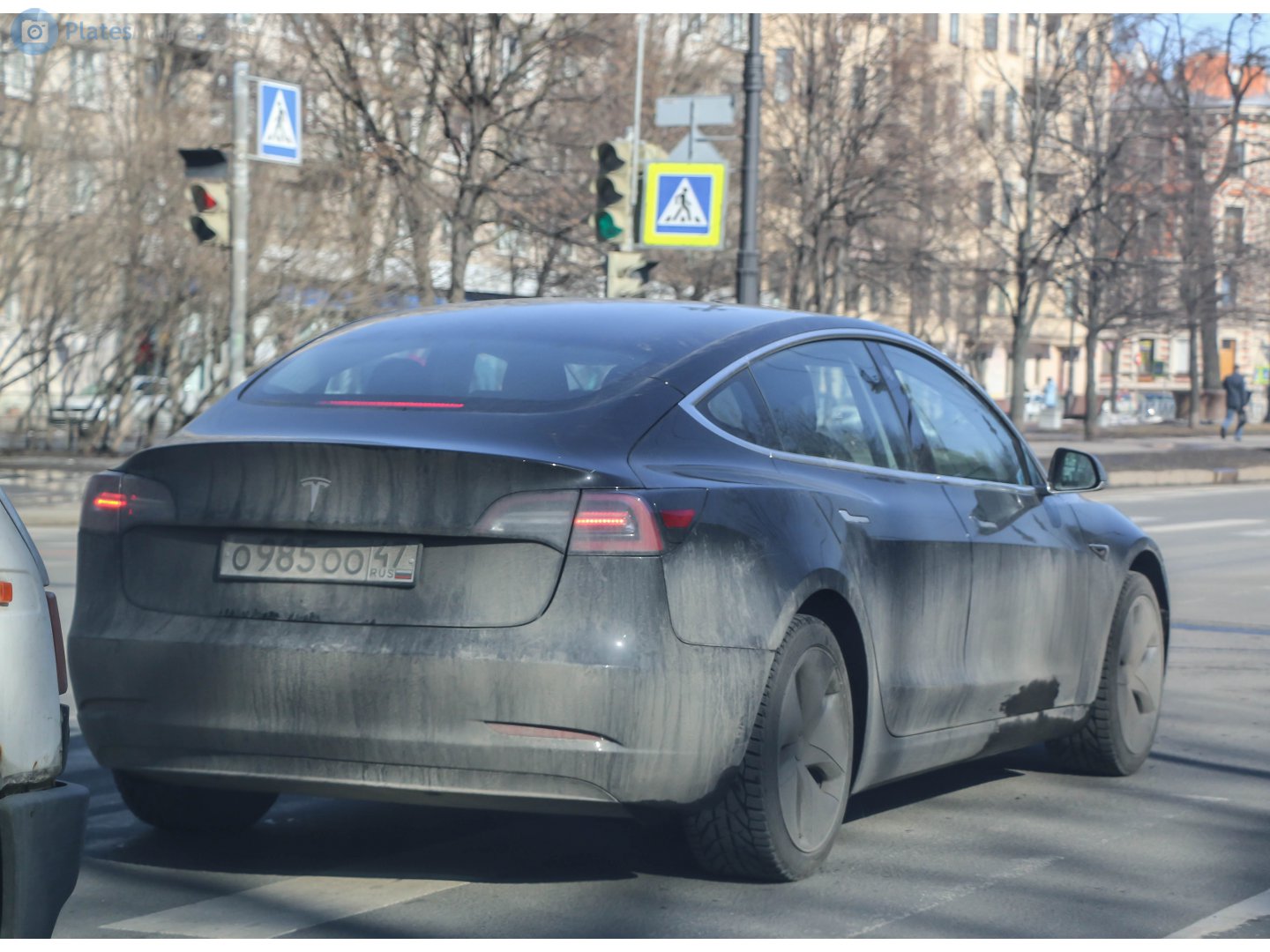 о 985 оо 47, Tesla Model 3 1st gen (5YJ3), 2017–2023