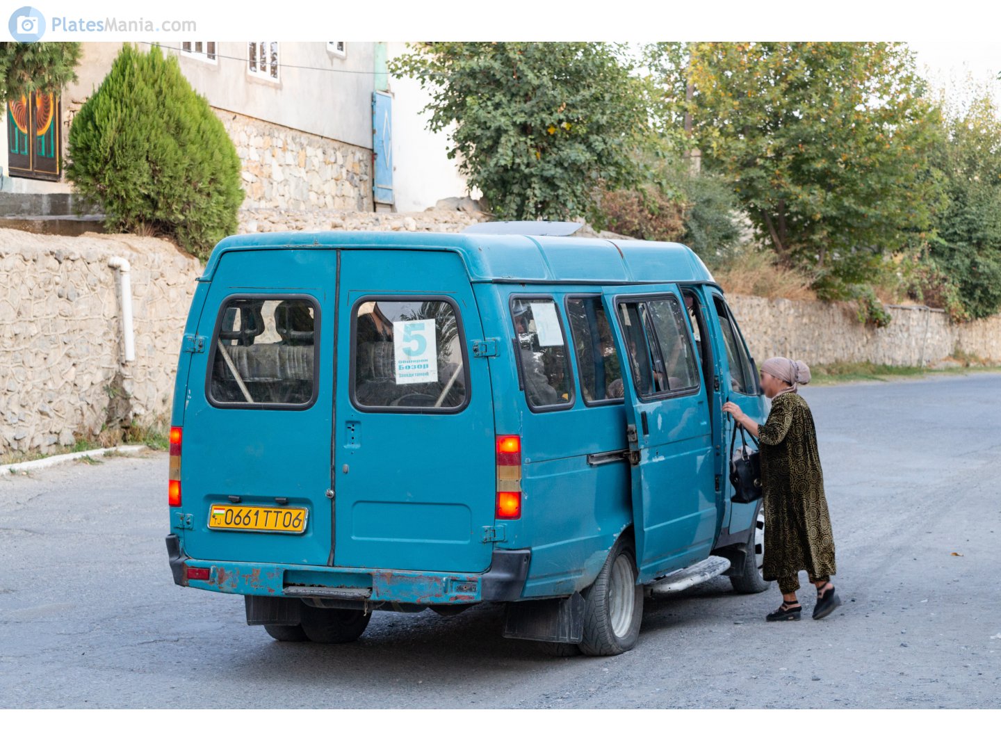 0661TT06, GAZ 3221 ГАЗель 1-3221 Minibus, 1996–2003