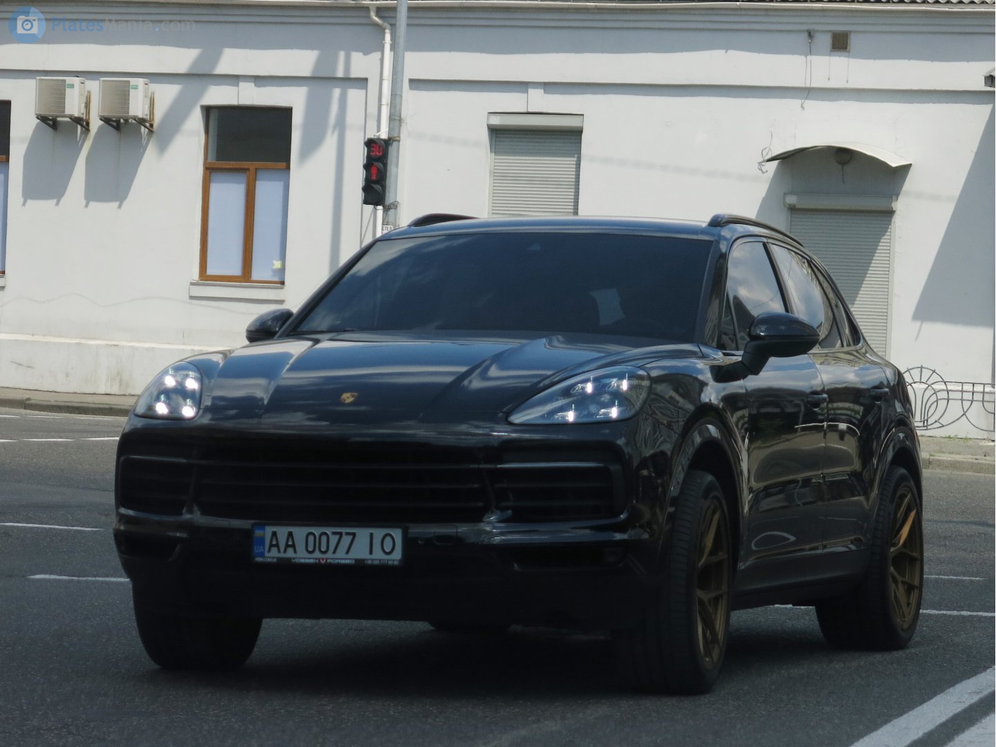 AA 0077 IO, Porsche Cayenne 3rd gen SUV (PO536; 9Y0), 2017–2023