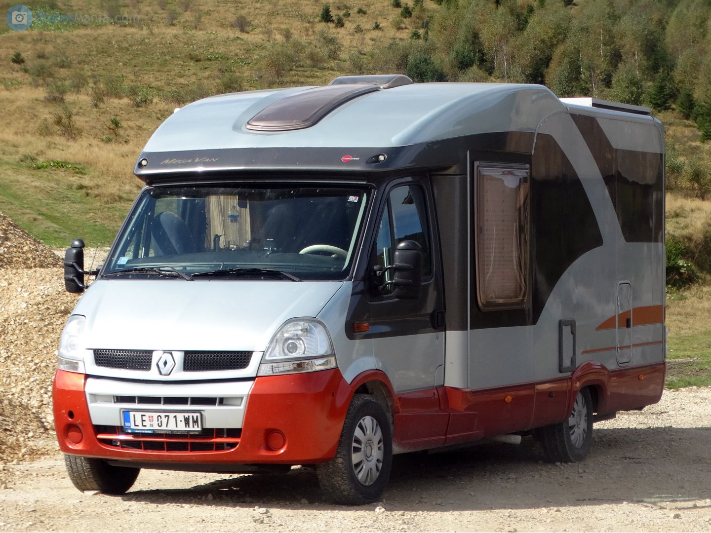 LE 071-WM, Bürstner Mega Van 