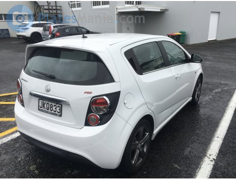 JKQ833, Holden Barina