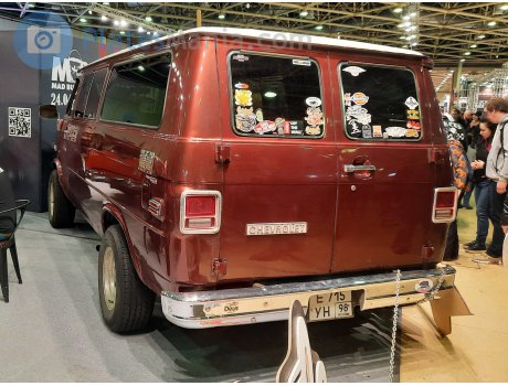 е715ун98, Chevrolet Sport Van