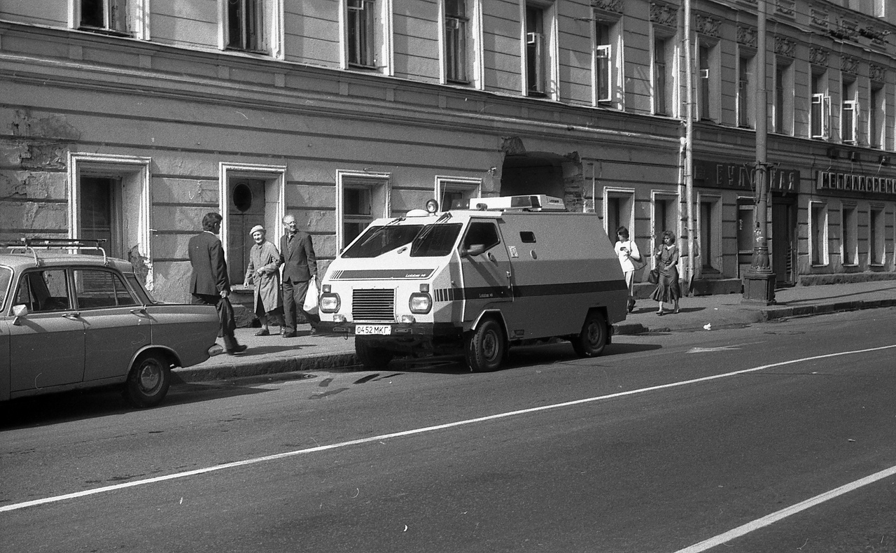 0452 МКГ, RAF 2203 Латвия 2203, 1976–1991