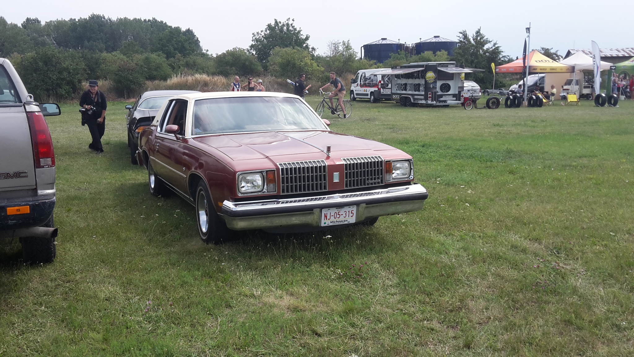 NJ-05-315, License plate without vehicle 