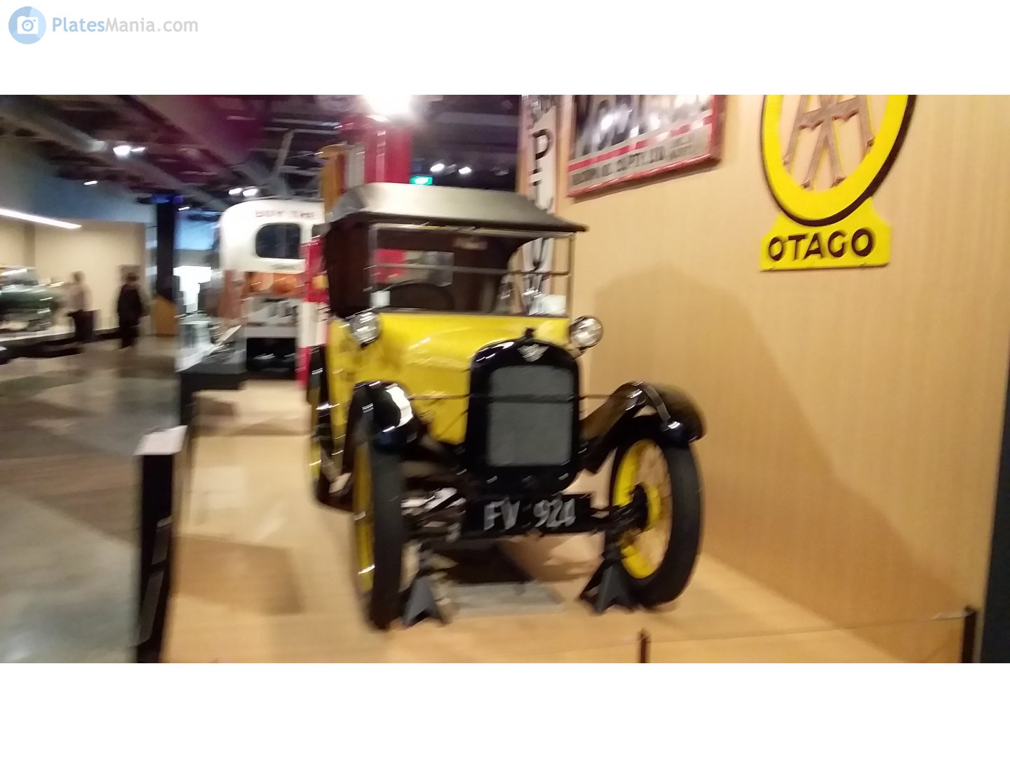 FV924, License plate without vehicle 