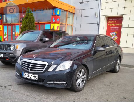 KX 0001 MC, Mercedes-Benz E-Klasse