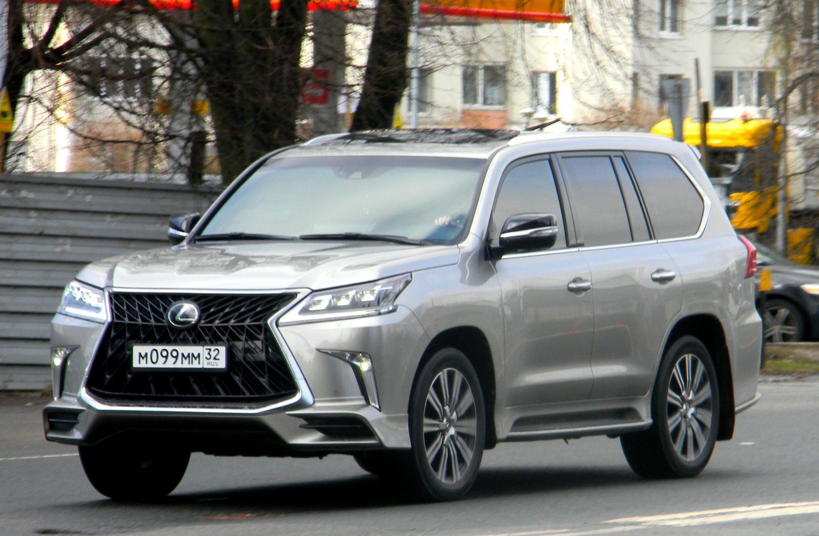 м 099 мм 32, Lexus LX 3rd gen (J200), 2nd facelift, 2015–2021
