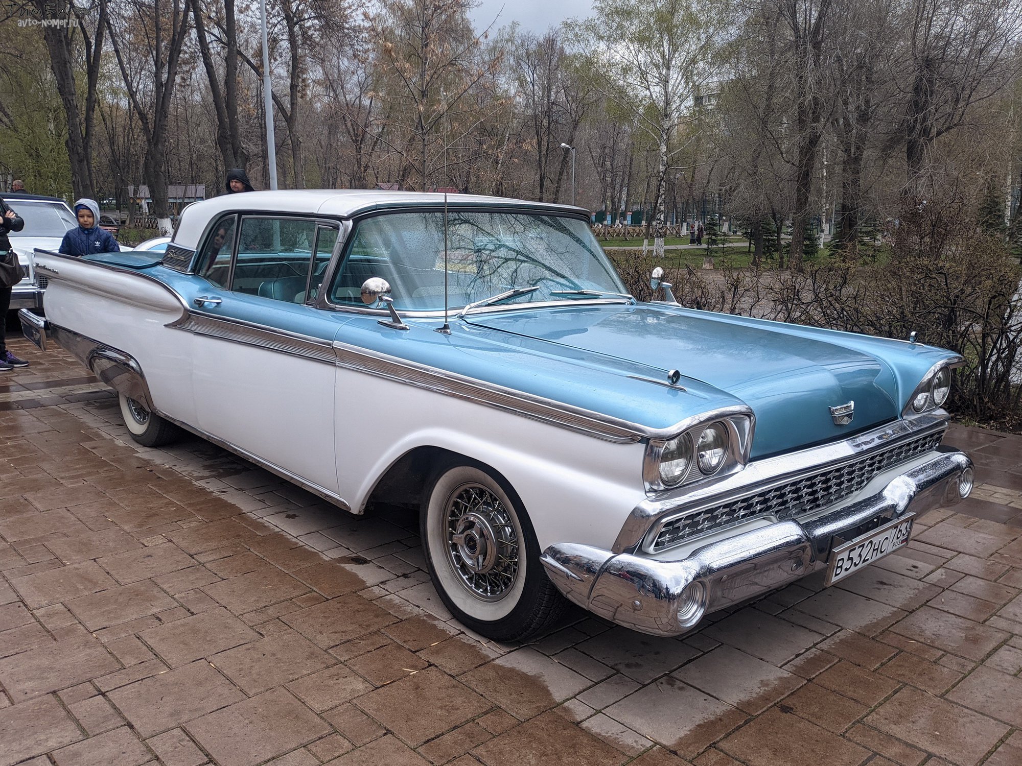 в 532 нс 763, Ford Fairlane Americas: 2nd gen, 1957–1959