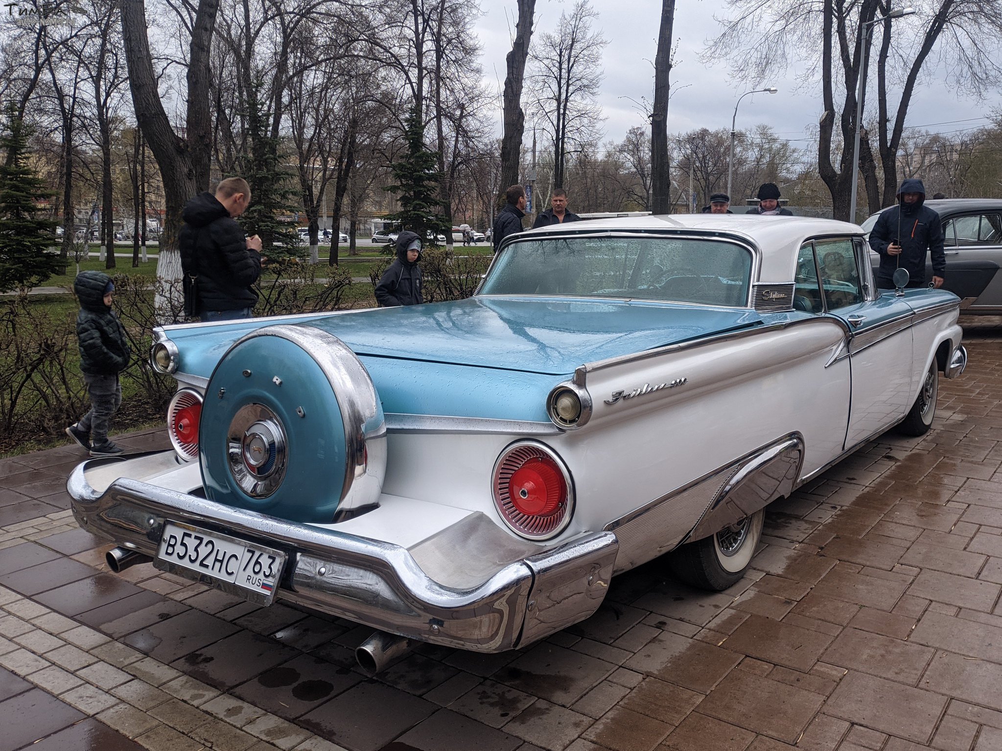 в 532 нс 763, Ford Fairlane Americas: 2nd gen, 1957–1959